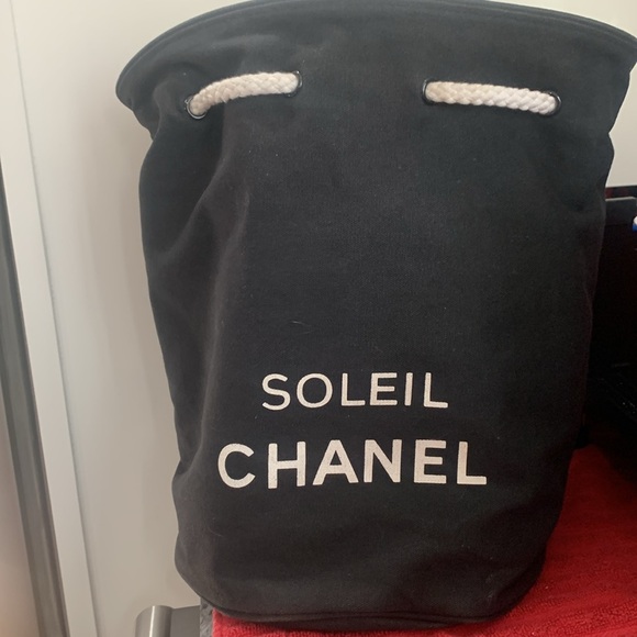Black Chanel Soleil Canvas Drawstring Bucket Shoulder Bag - Picture 2 of 7